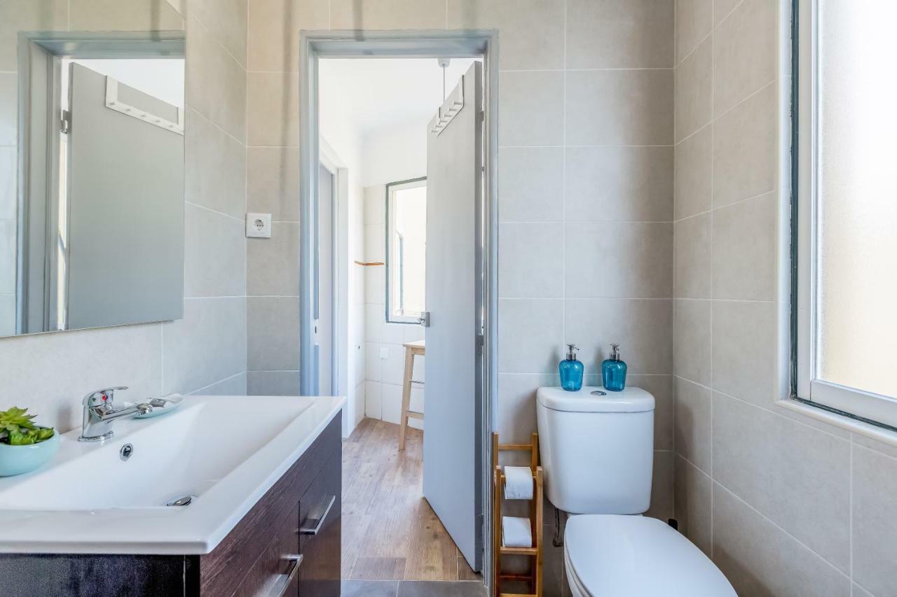 Alfama, Bright And Spacious With Private Terrace, By Timecooler Lisboa Exterior foto